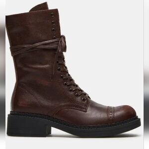 Steve Madden " Crimson " Combat Boots Size 8